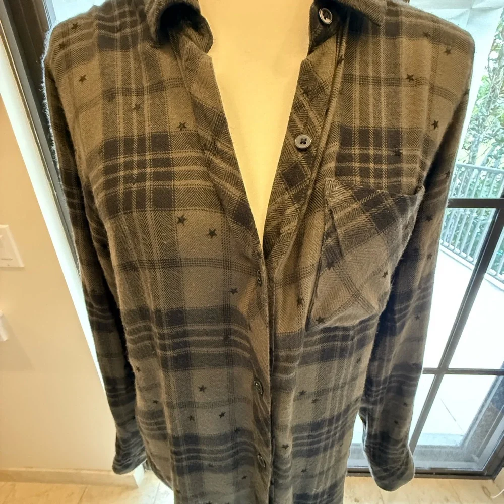 Women’s RAILS button down - Picture 3 of 7